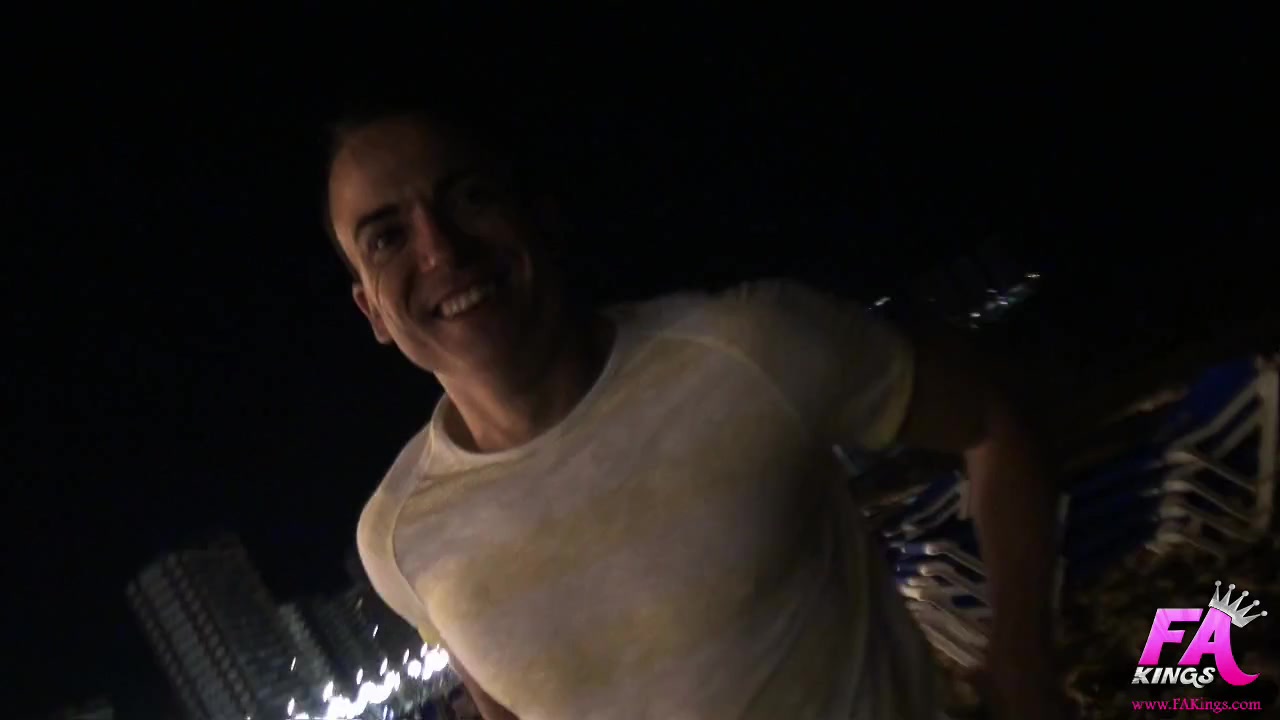 Clubbing and fucking in Benidorm night