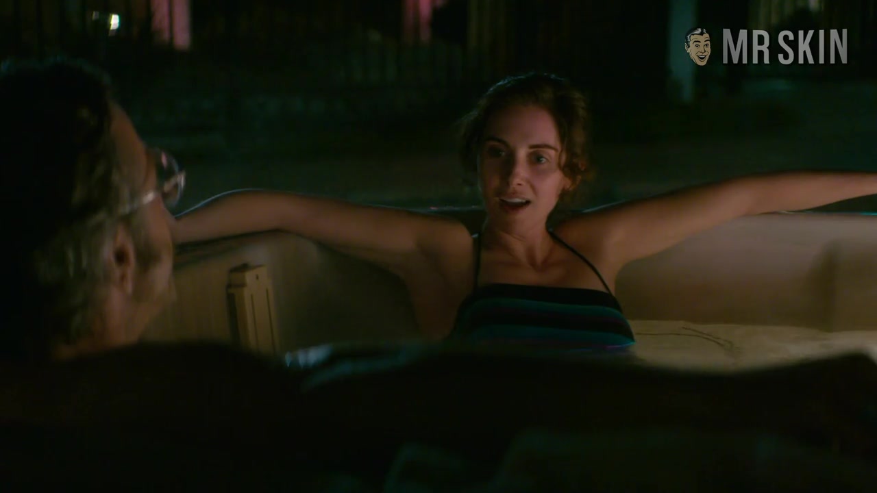 Alison Brie Will Make You A GLOWer Not A Shower - Mr.Skin