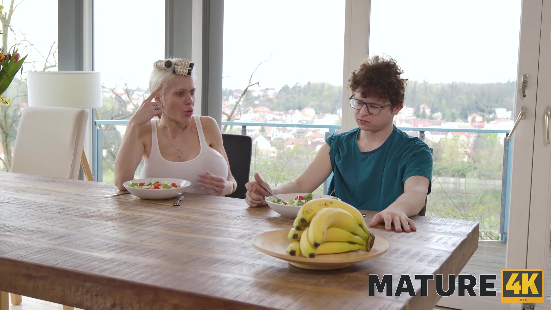 MATURE4K. Virtually Kinky