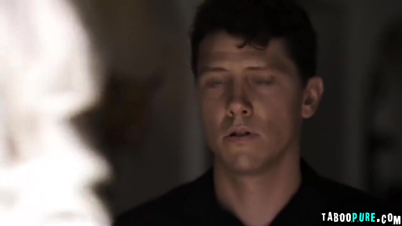 Kyler Quinn In Is A Homeless Girl Who Joins A Harem