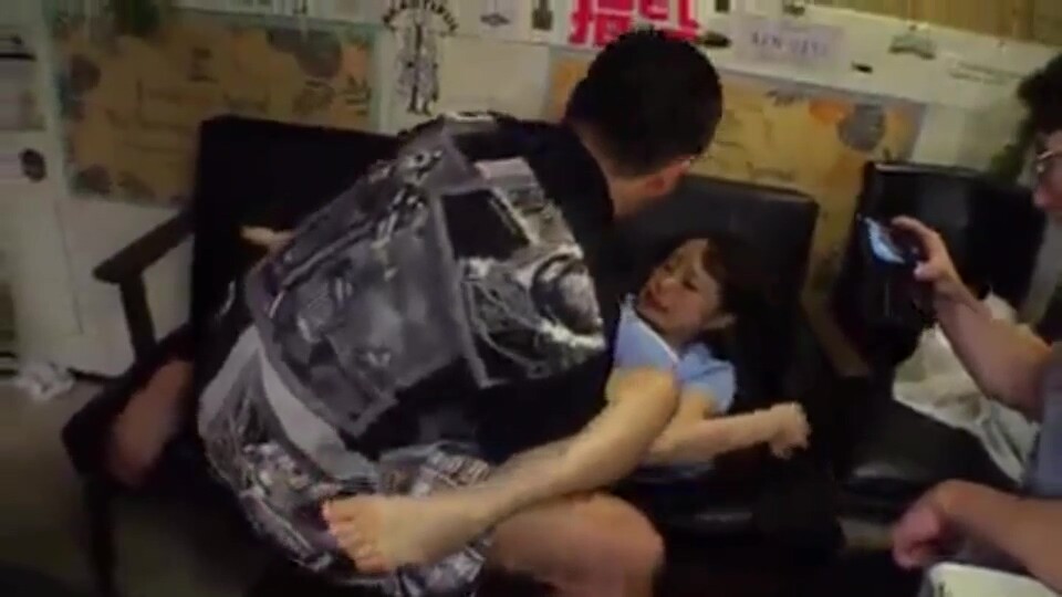 05589 Beautiful girl faints in agony