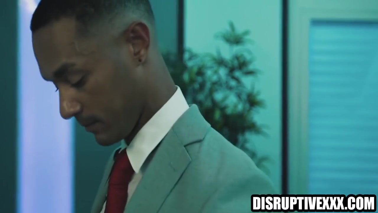 Married Man Fucked By Black Stranger At The Airport 7 Min