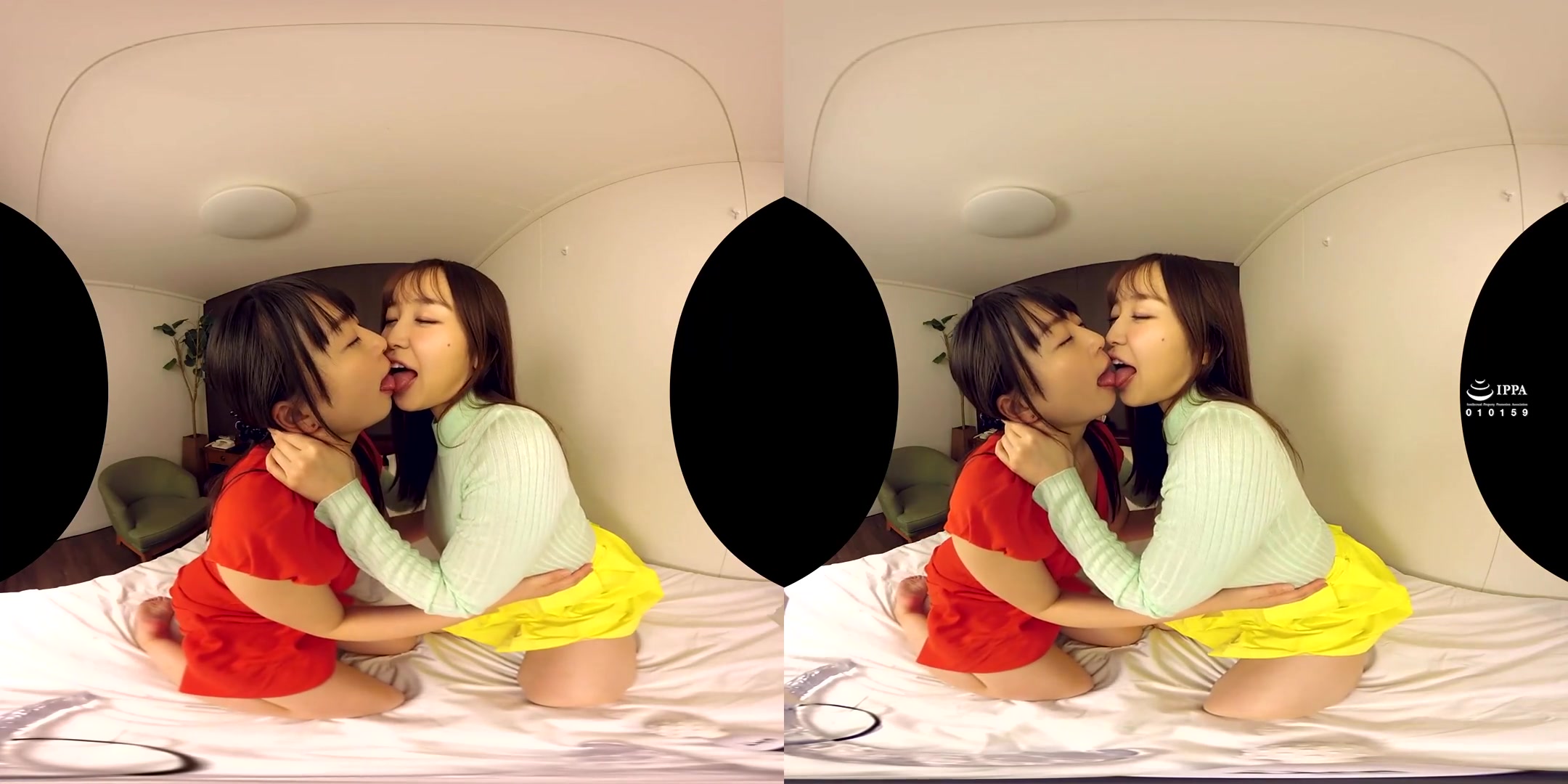 Yuu Shinoda & Nozomi Hazuki in Nozomi Hazuki and Yuu Shinoda Watch Us Have Lesbian Sex - CasanovA