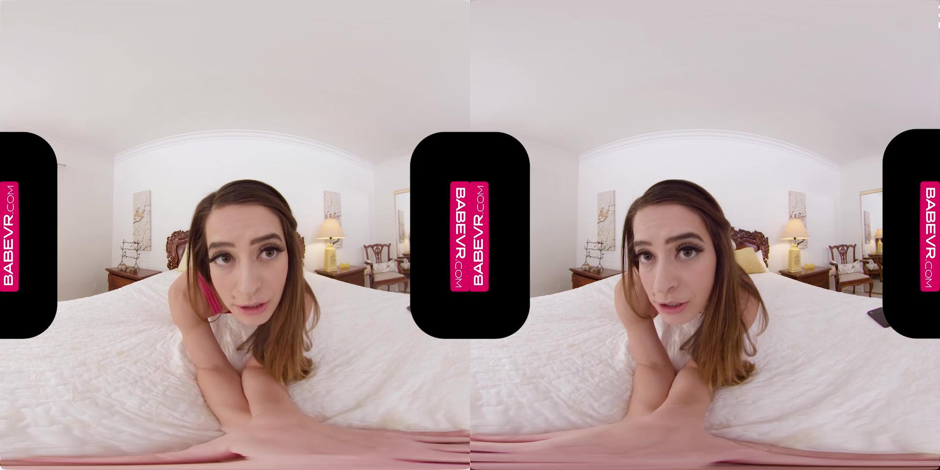 Abbie Maley in Snap Snatch - BabeVR
