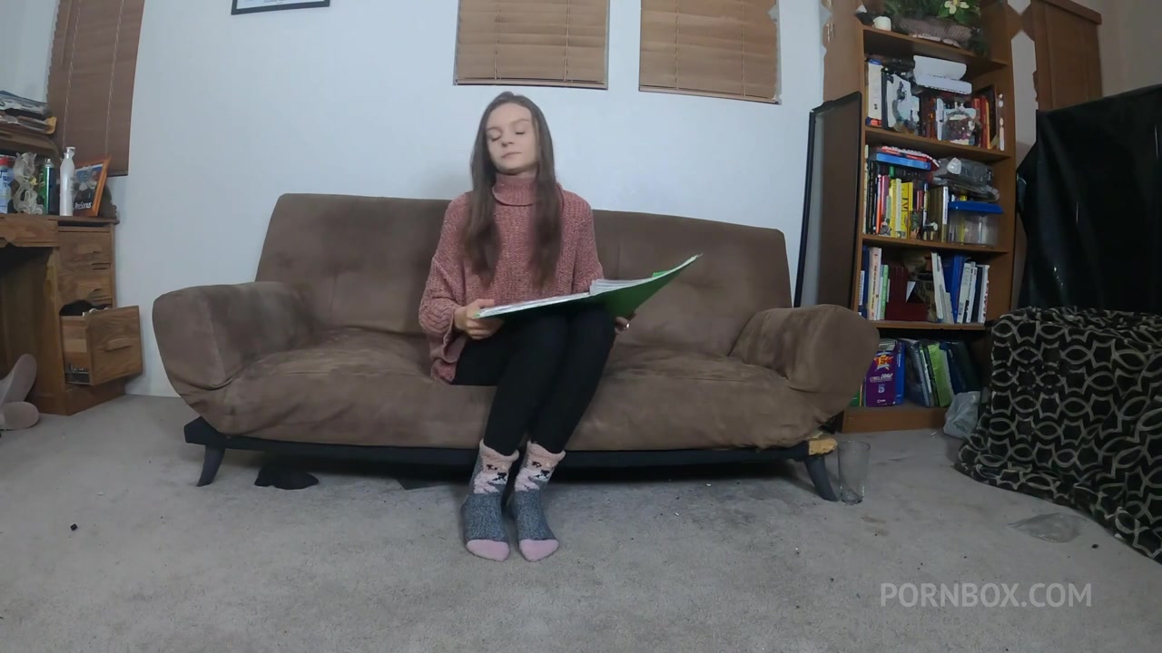 Got pissed On While Trying To Work! (Jessae Rosae x Savory Step father) - PissVids