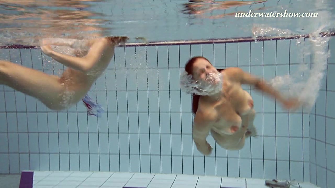 UnderwaterShow Video: Iva Brizgina and Paulinka