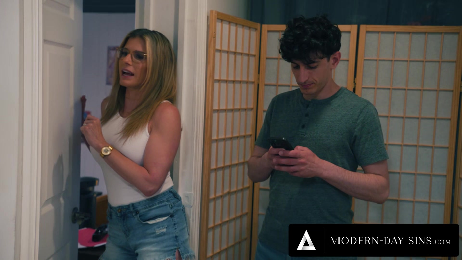 MODERN DAY SINS Pervert MILF Cory Chase Lures Stepdaughter In Law Leana Lovings Into FFM Threesome