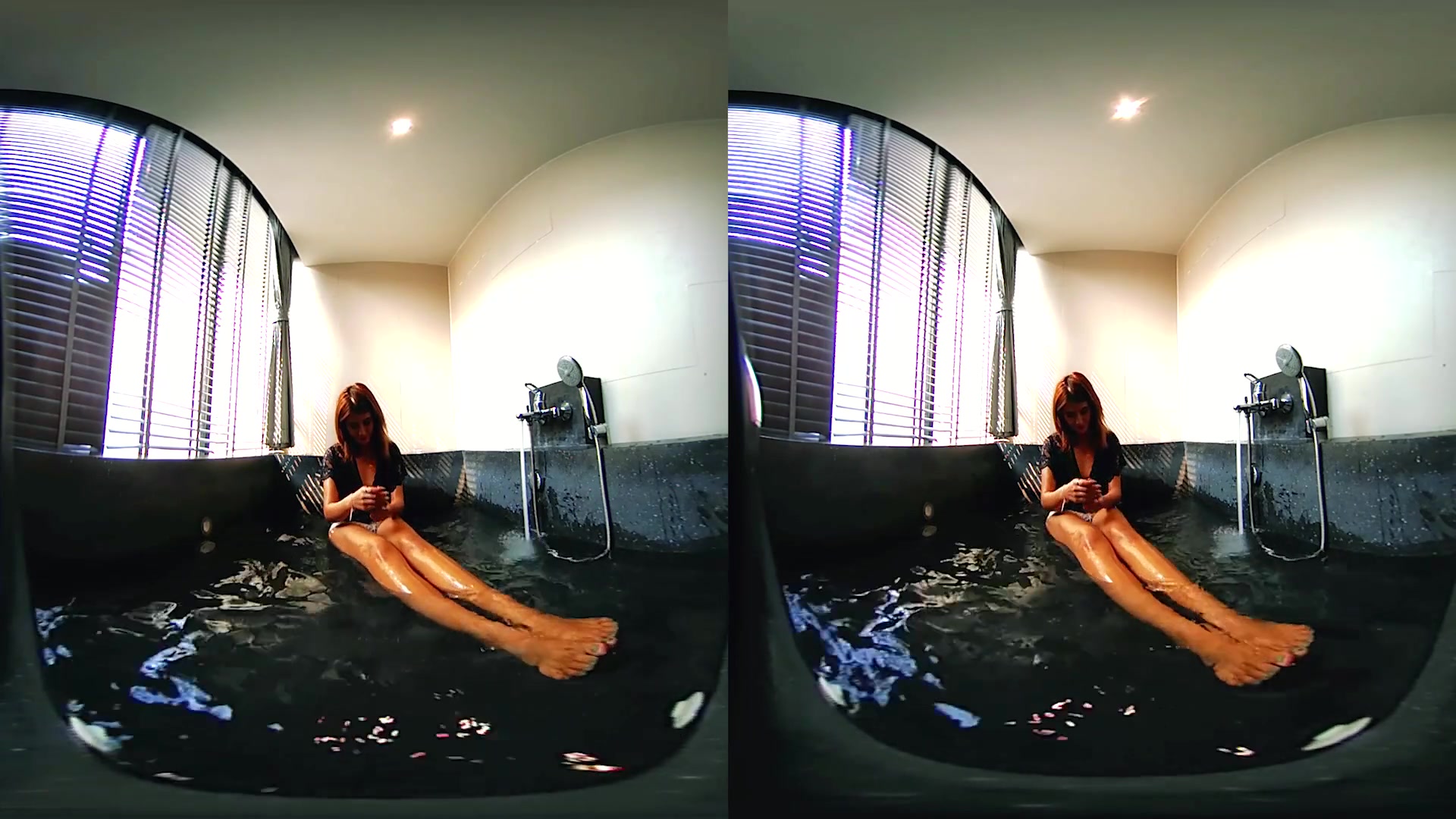 Wet Finger Games In The Whirlpool 1 - VRpussyVision