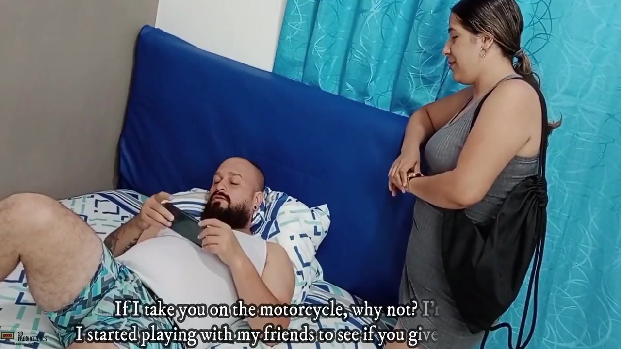Beautiful Milf Gives Her Client A Rich Massage So He Fucks Her Pussy Until She Swallows His Cum