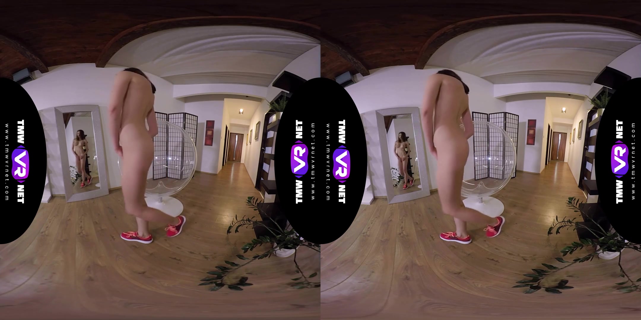 Stacy Cruz in Cutie Orgasms In Front Of Mirror - TmwVRNet