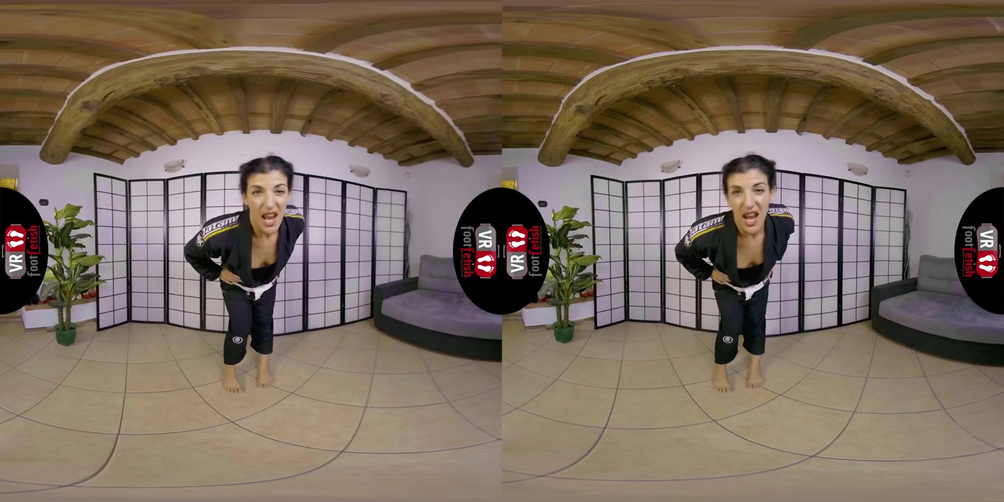 Karate Master Bianca Blance Uses Her Sexy Feet And Wrinkled Soles - VRFootFetish
