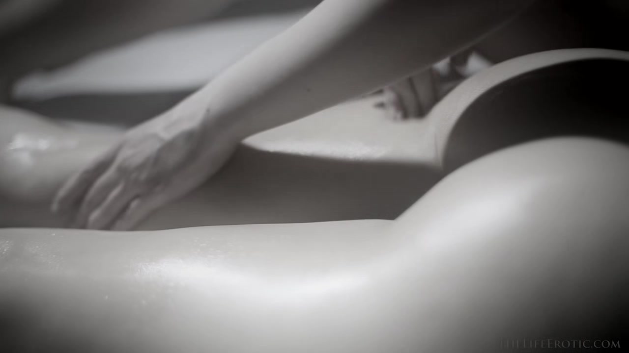 Velvet Glow 2 - Tori J - TheLifeErotic