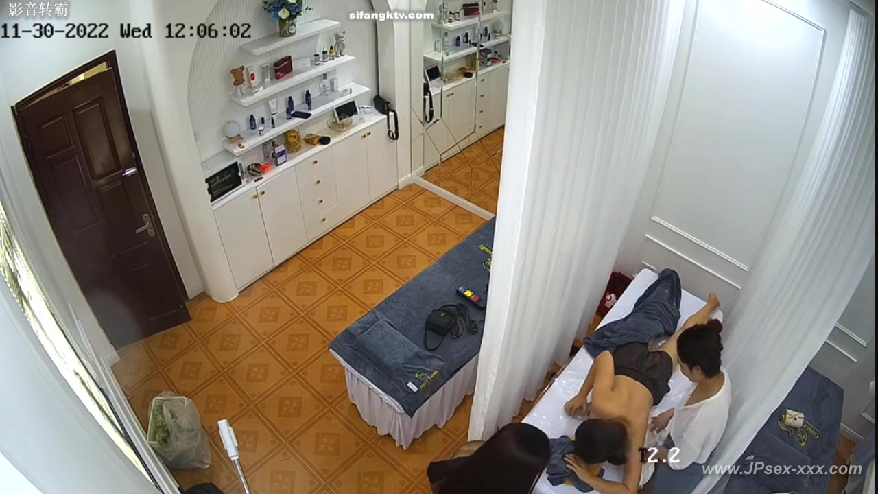 Peeping Hospital patient.29
