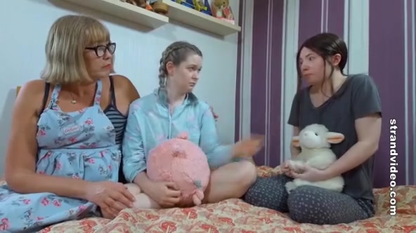 Comp-102 Mummyгўв‚¬В„Ўs Going To Slipper Your Bottoms