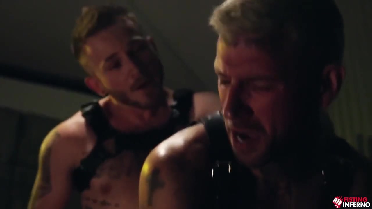 Gay Porn - Boy Love Good Fisting 7-13