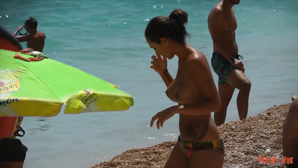 Dinner time - BeachJerk