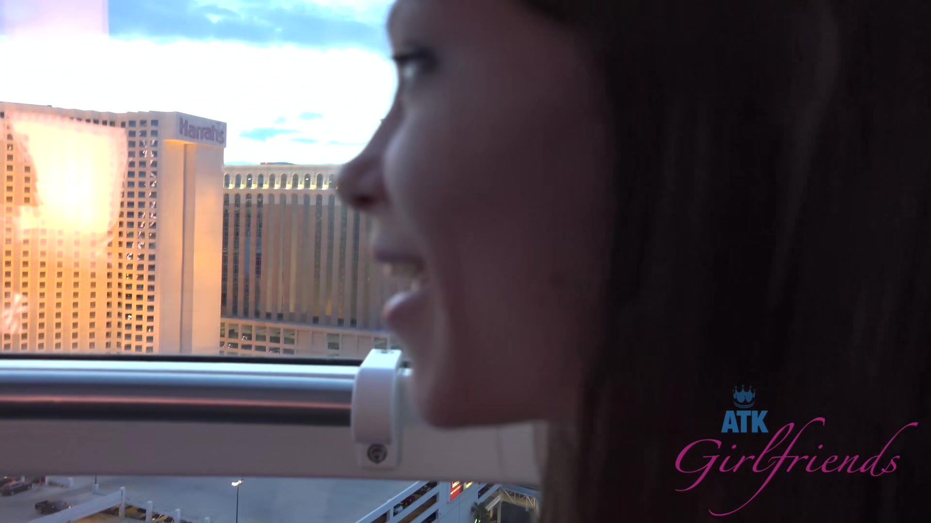 Virtual Vacation In Las Vegas With Cute Alexa Nova 1/2