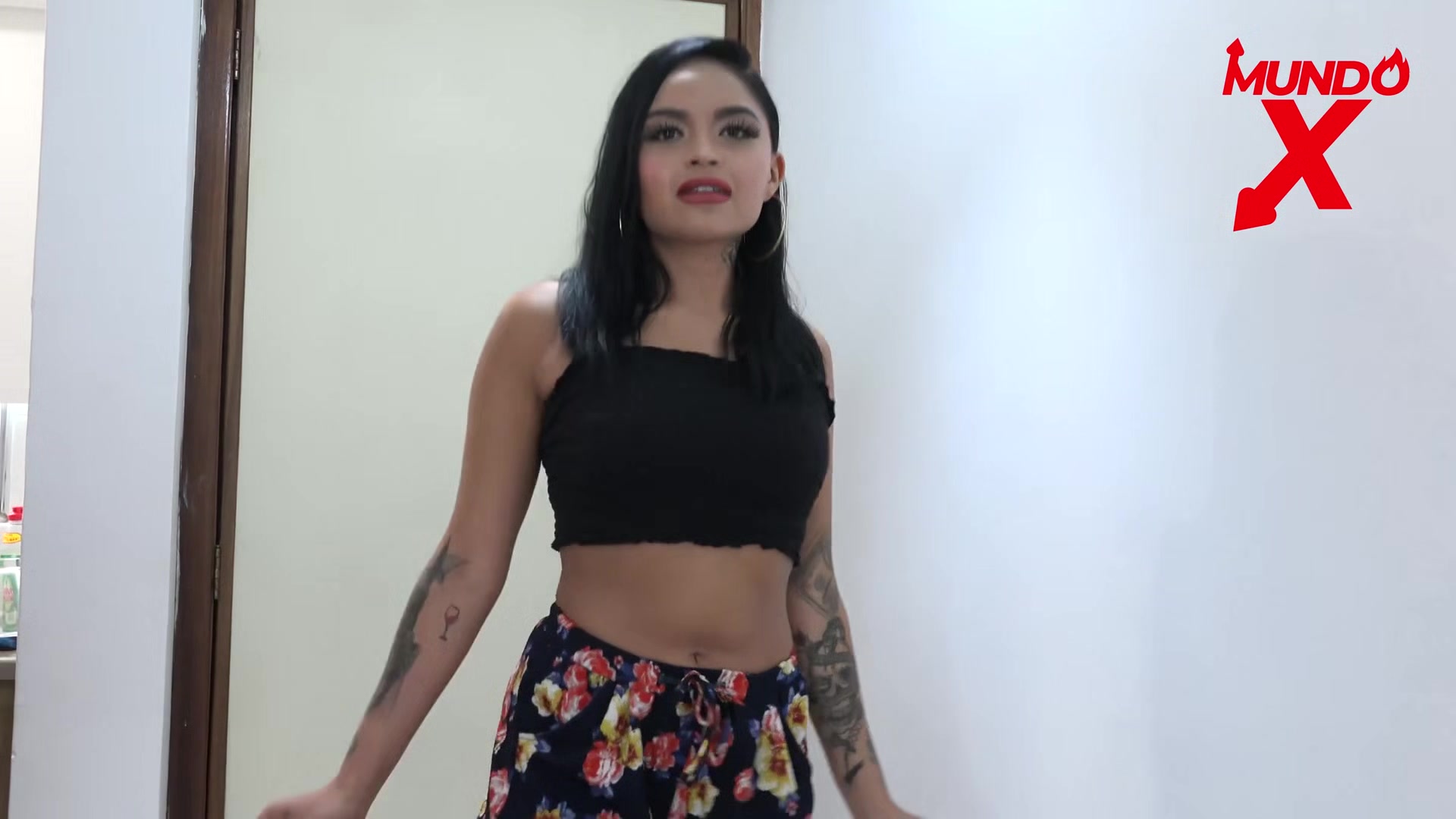 Mi Vecina Mi Amante - Mundo X