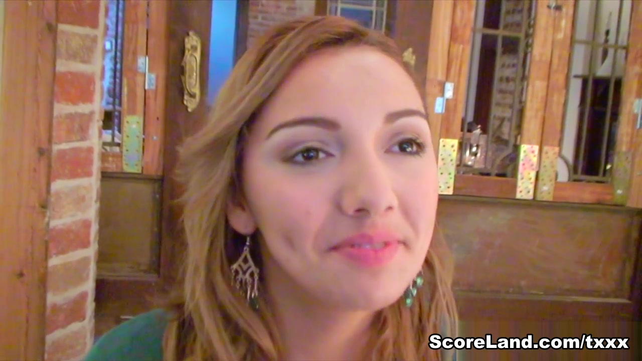 Chesty Chica 3 - Paola Rios - Scoreland