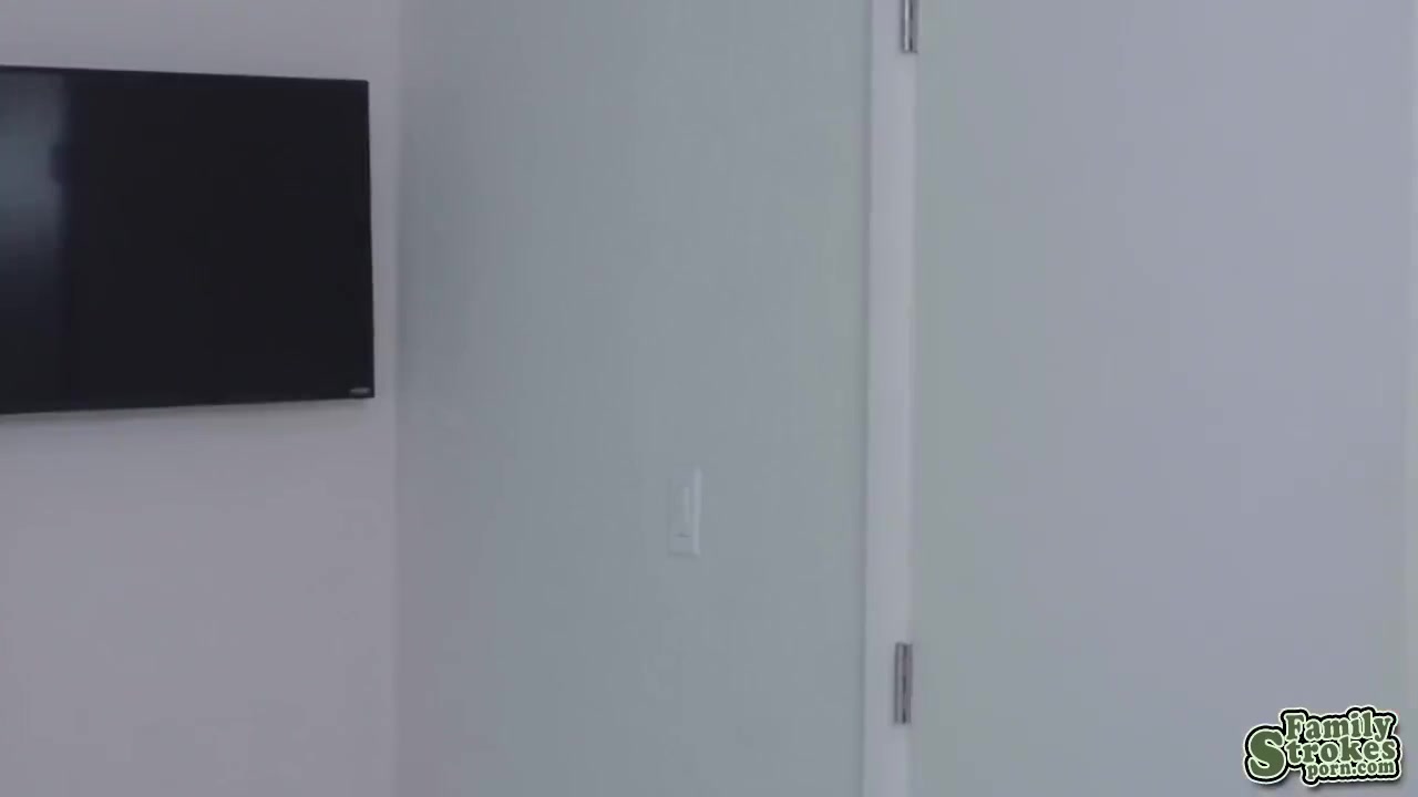 Miles Gets Horny From Biancas Pussy Smell