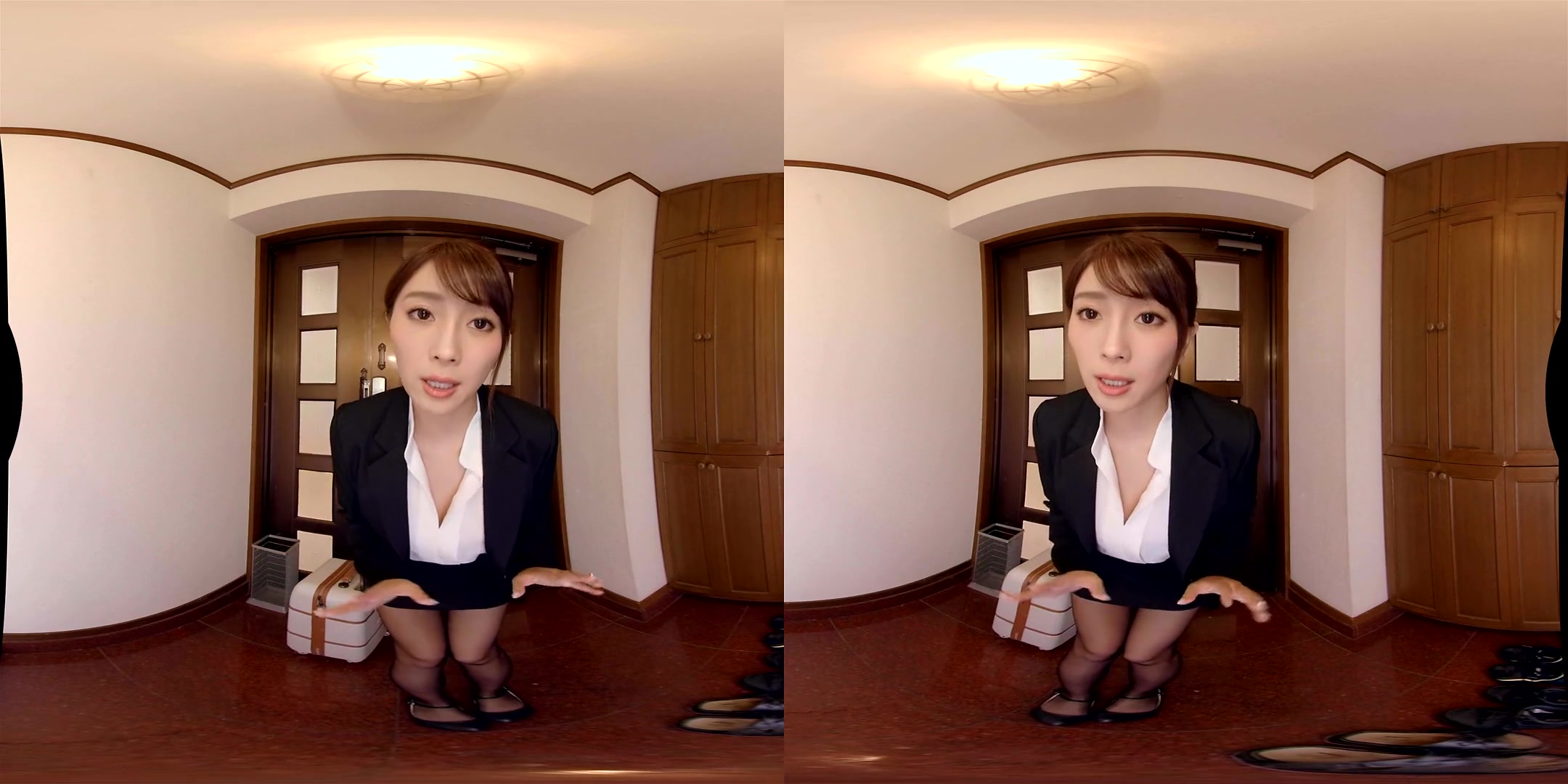 Tomomi Morisaki Tomomi Morisaki Comes to My House to Sell Lingerie - FANTASTICA