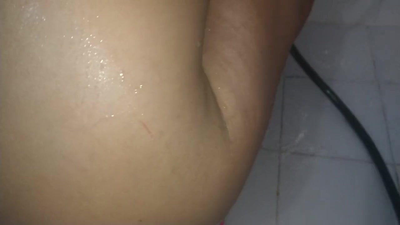 Big Fat Ass Wass Called By Bbc Bull Coming To Fuck Her And She Went To Bathroom To Wash Her Ass Hole