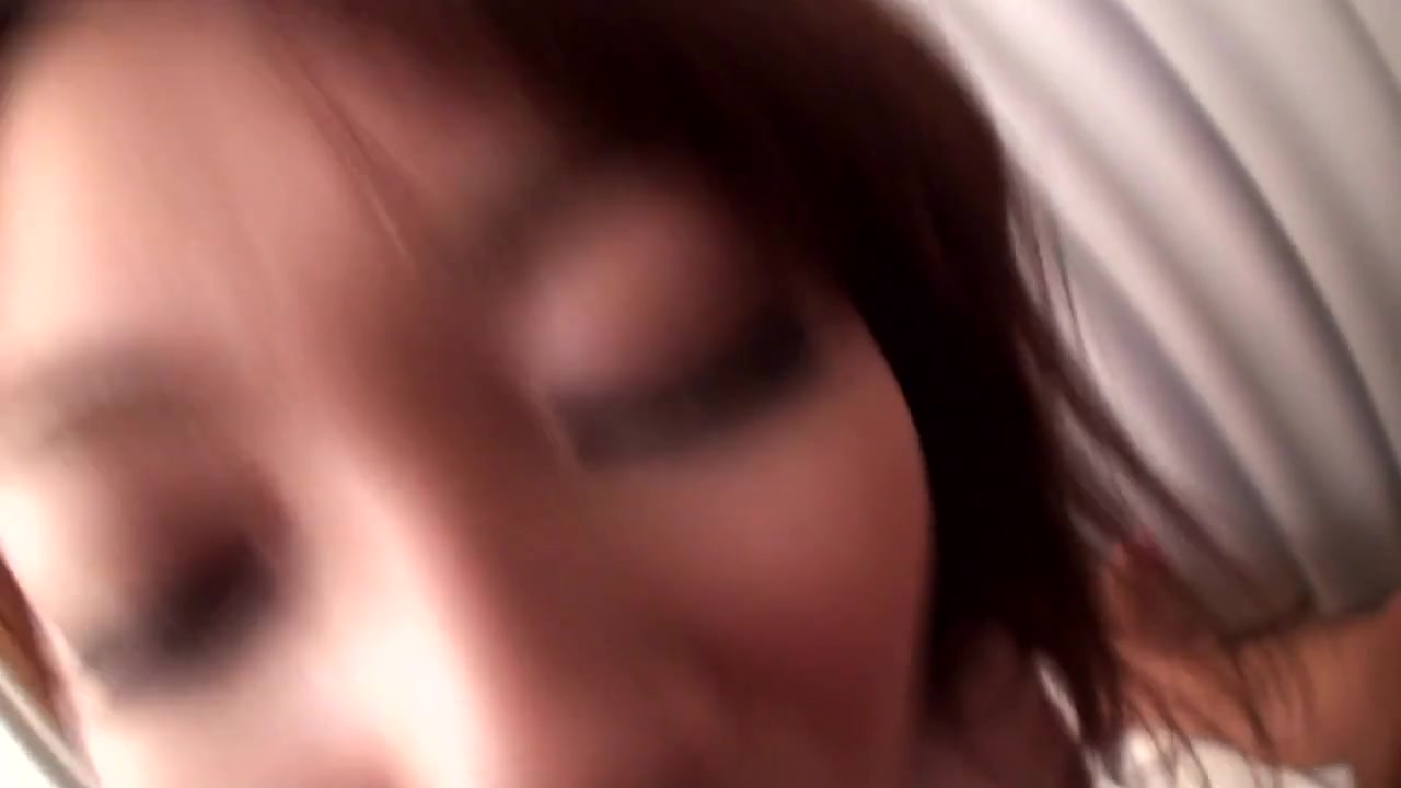 Akari Hoshino in A Night Alone With Akari Hoshino - MilfsInJapan