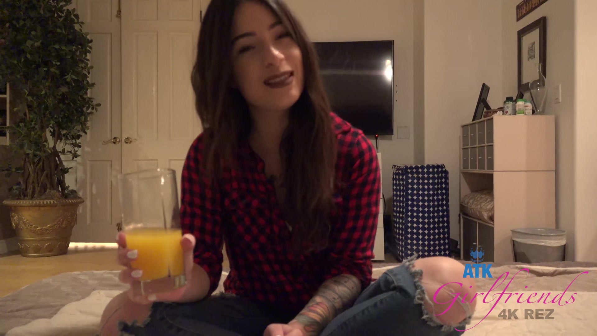 Virtual Handjob/Blowjob/Footjob With Lacey Channing