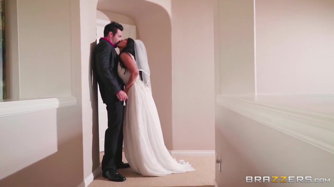 Tanned Chubby Bride Gets Fucked In Crazy Poses With Charles Dera, Rikki Lee And Angelica Taylor