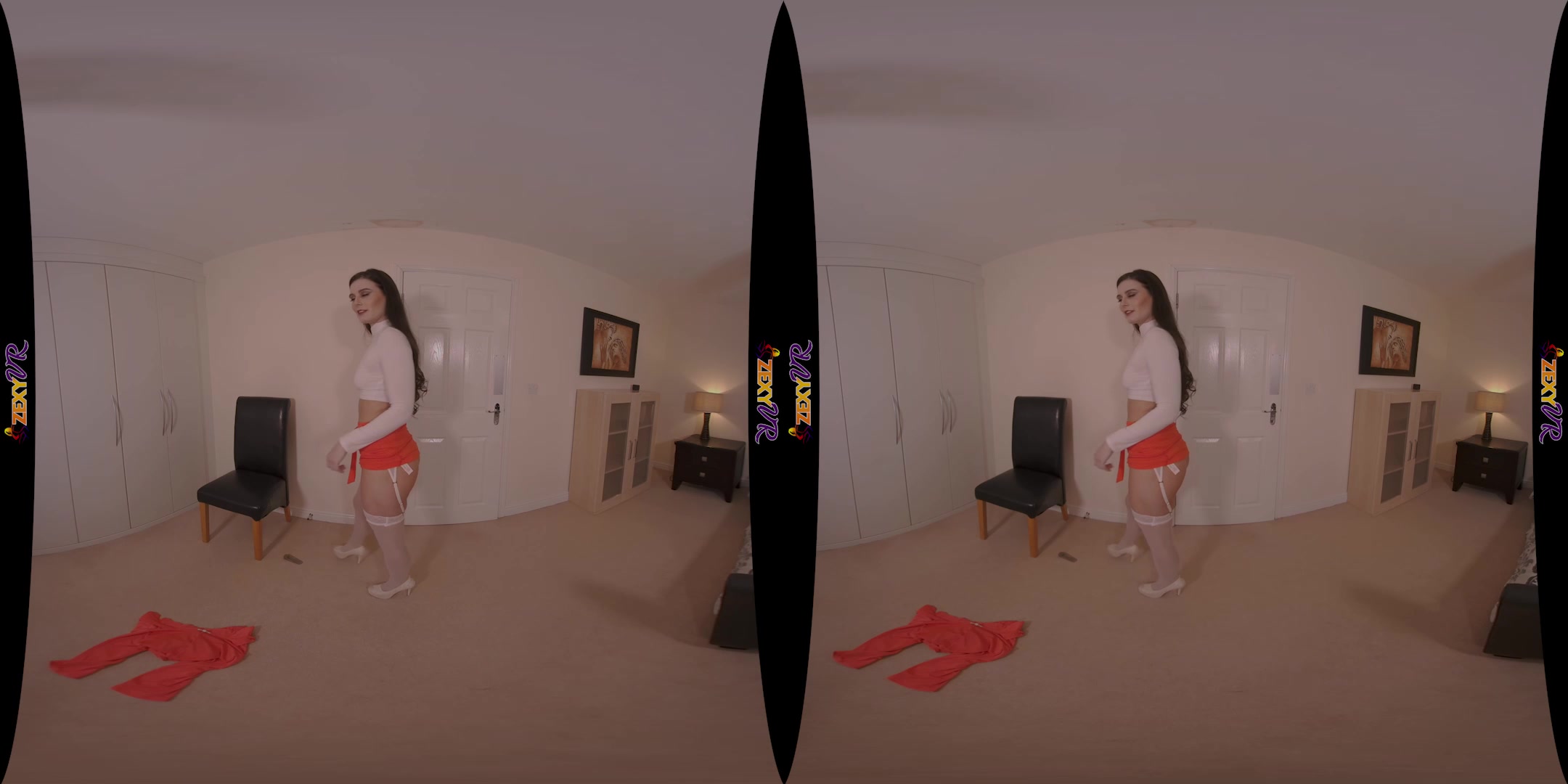 Naughty Service featuring Louise T - ZexyVR