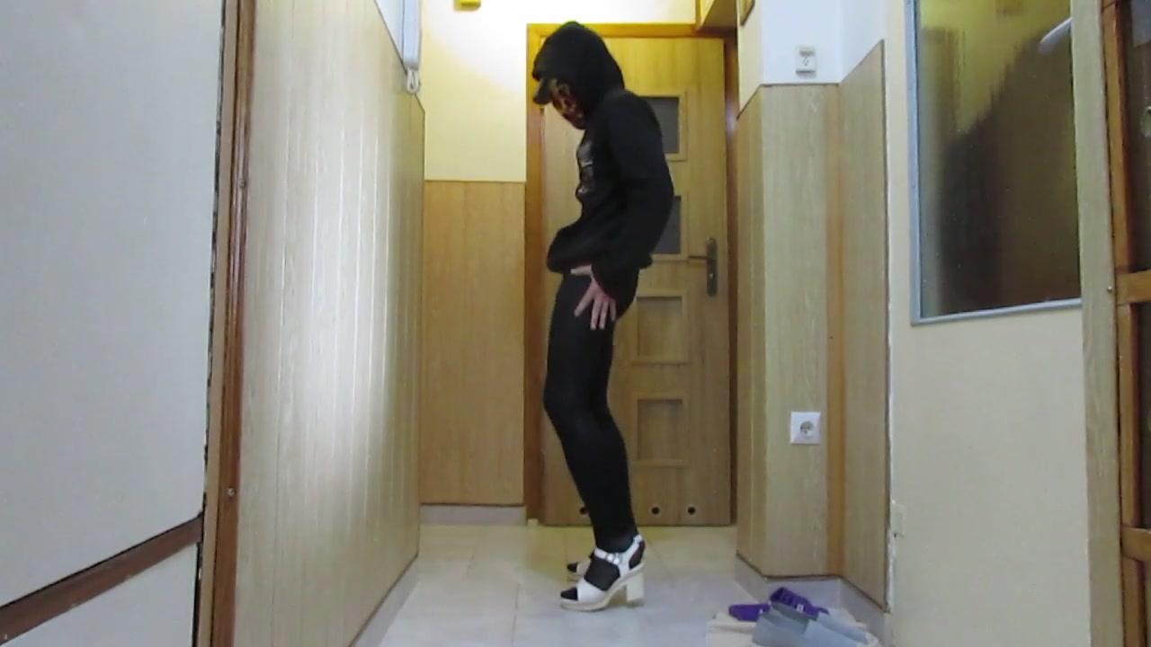 Twerking Moaning Beg For Breed