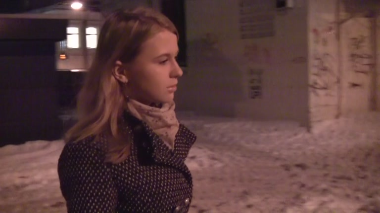 Girl has pickup sex for 1000 euro