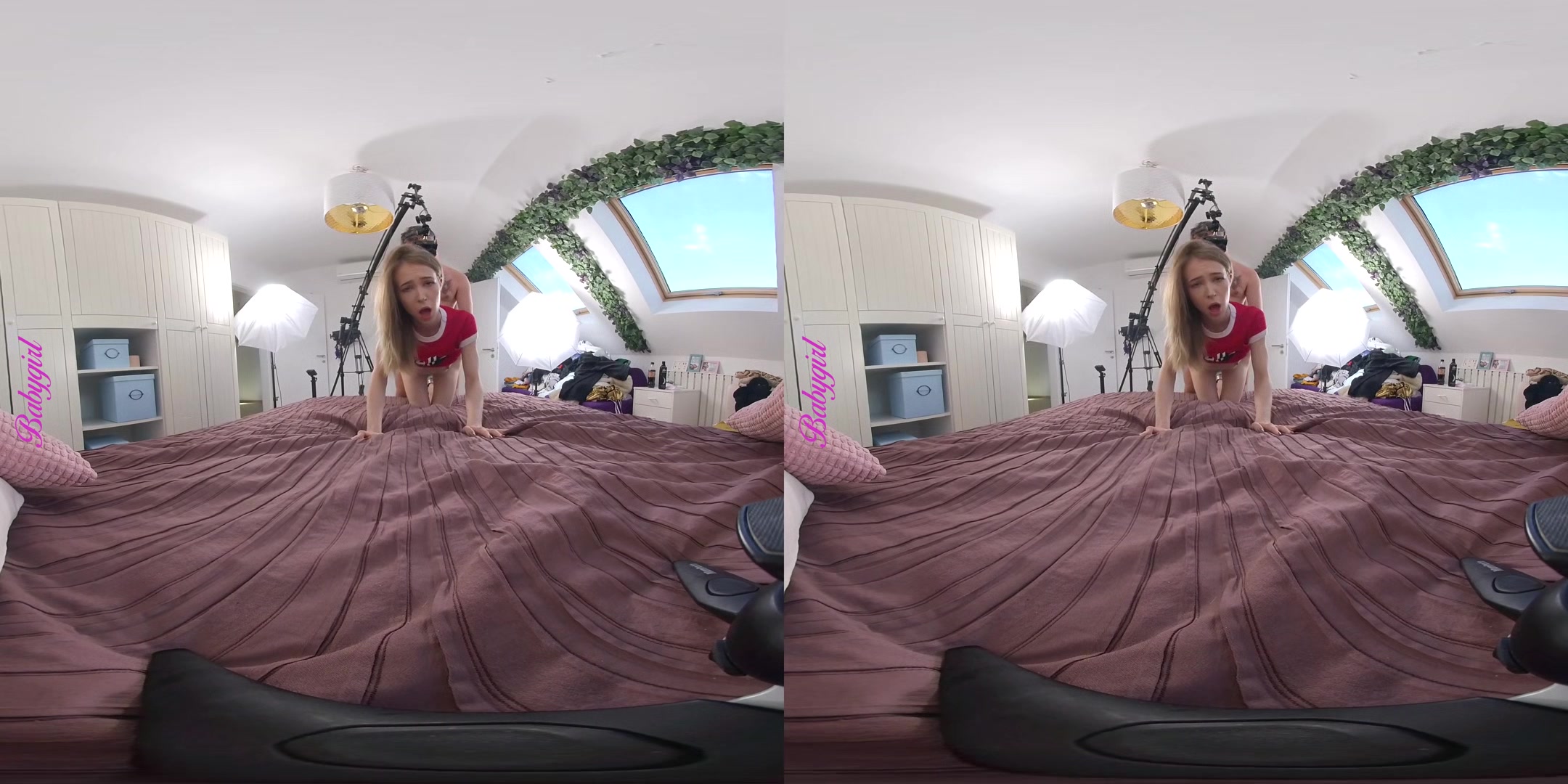 The Girl With The Magic Pussy - Voyeur