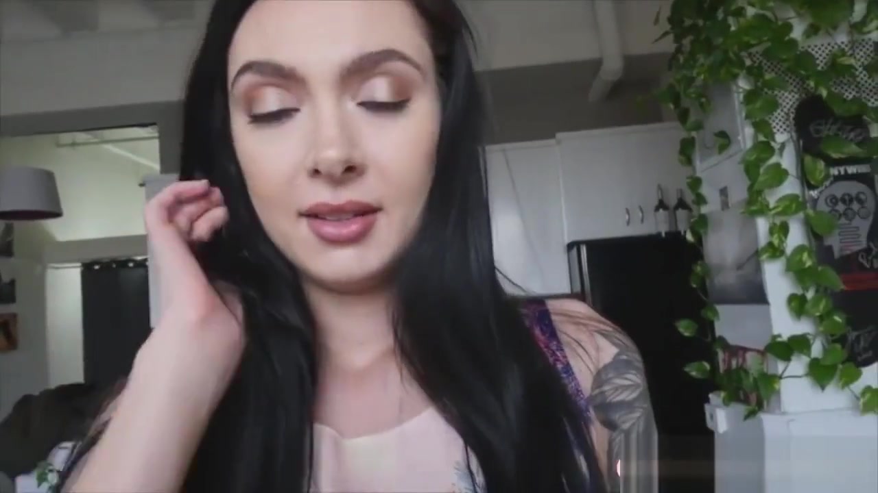 Stepbro shows the magic of anal sex for his cute stepsister