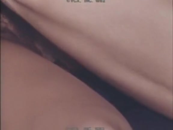 John Holmes, Cyndee Summers, Suzanne Fields in vintage sex scene