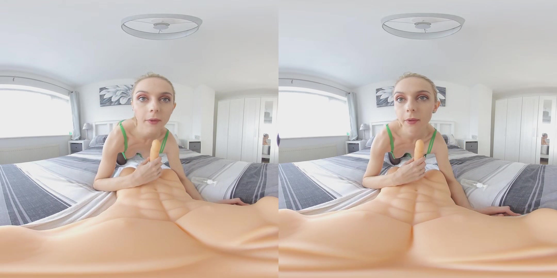 Chloe Toy, Bedroom Wank - Hot Blonde POV with Tommy Torso
