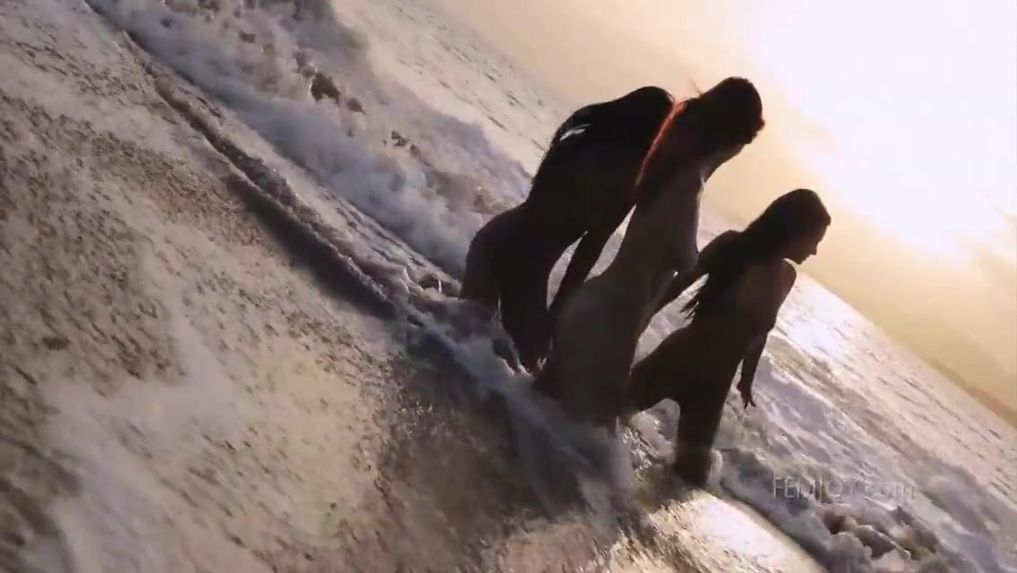Natural Beauty Meets Sand And Surf 5 Min