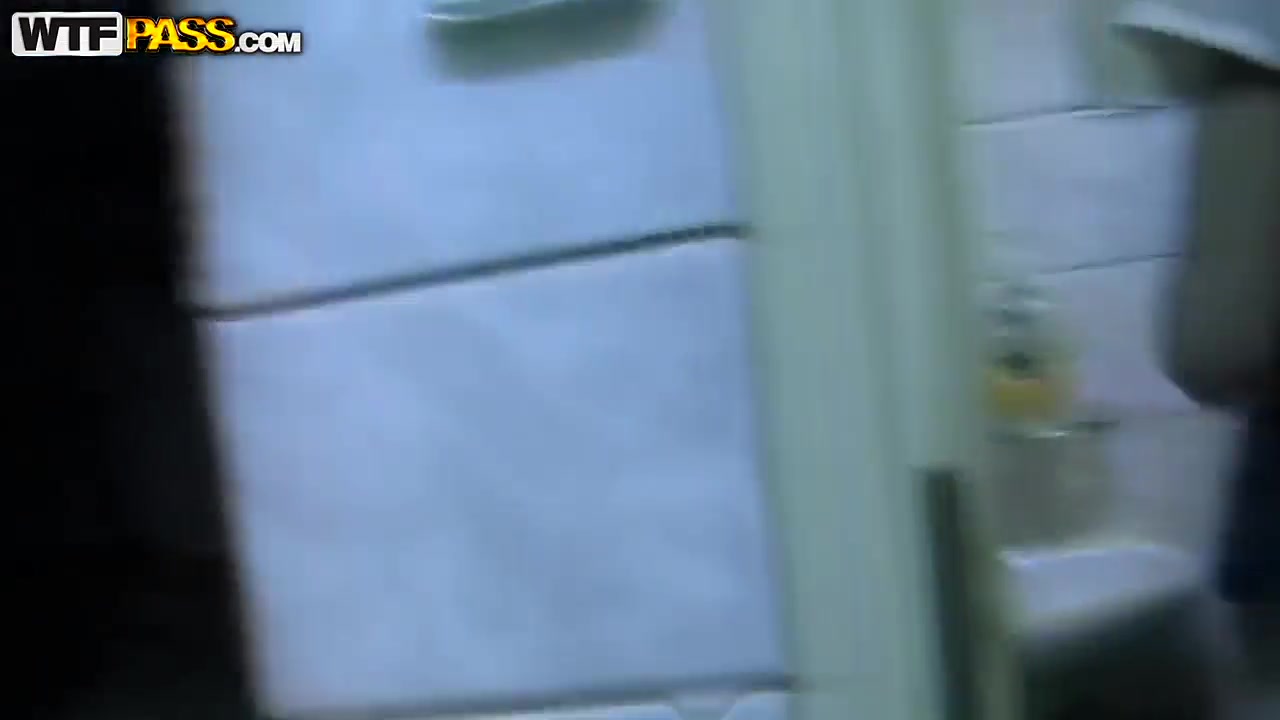 Young brunette girl sucking cock in the bathroom on the floor!