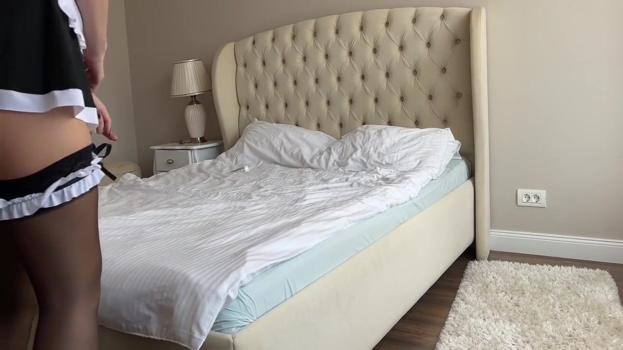 Fucked And Mouthed By A Hotel Maid In Stockings And Anal Plug 12 Min
