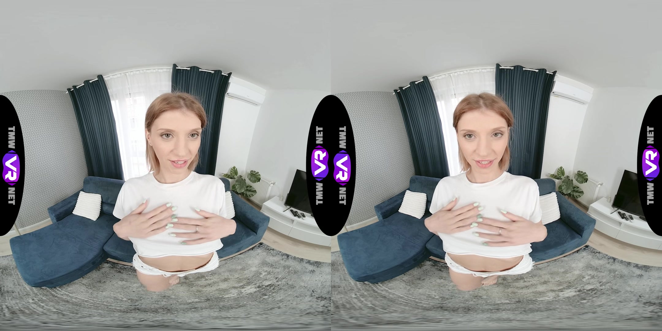 No lingerie under clothes