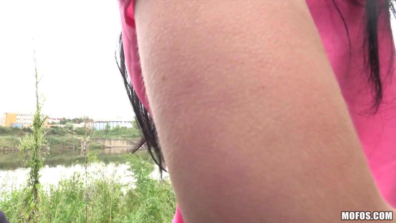 Joanna Black in Naughty Babe Fucks Outside - PublicPickups