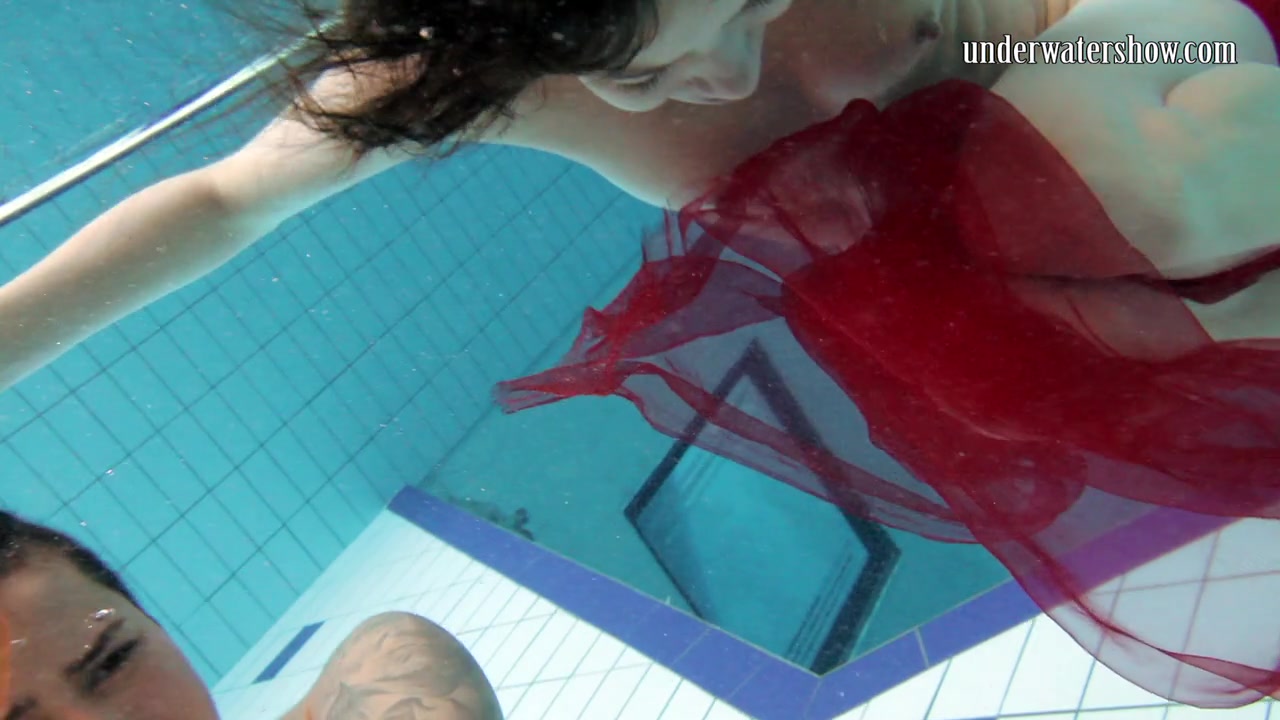 UnderwaterShow Video: Sara Bombina and Gazel Podvodkova