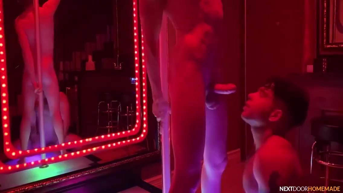 Joseph Castlian, Max Lorde And Gay Porn - Horny Dudes Tasting Each Others Dick 7 Min