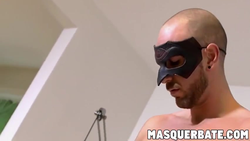 Sexy Fit And Big Dicked Jacking Off For You With Shawn Hardy