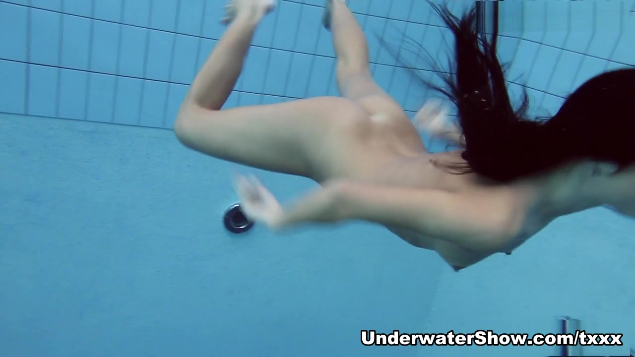 UnderwaterShow Video: Zhanetta