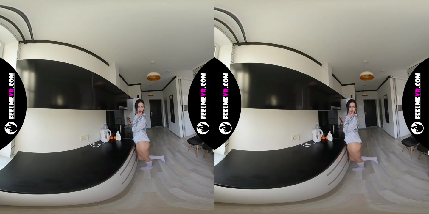 Natasha Says Good Morning Darling Plays With Her Naked Body - FeelMeVR