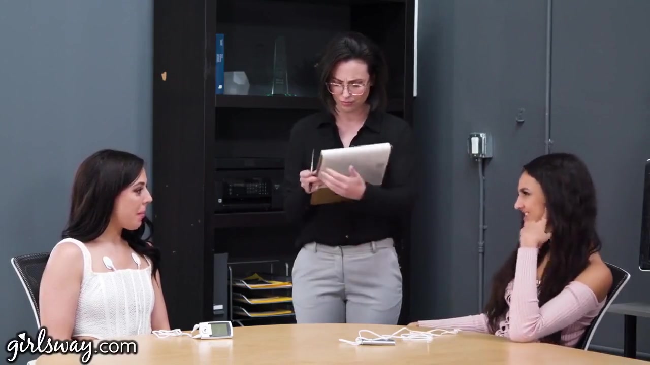 Fuck Each Other Hard For A Lesbian Study - Eliza Ibarra And Whitney Wright