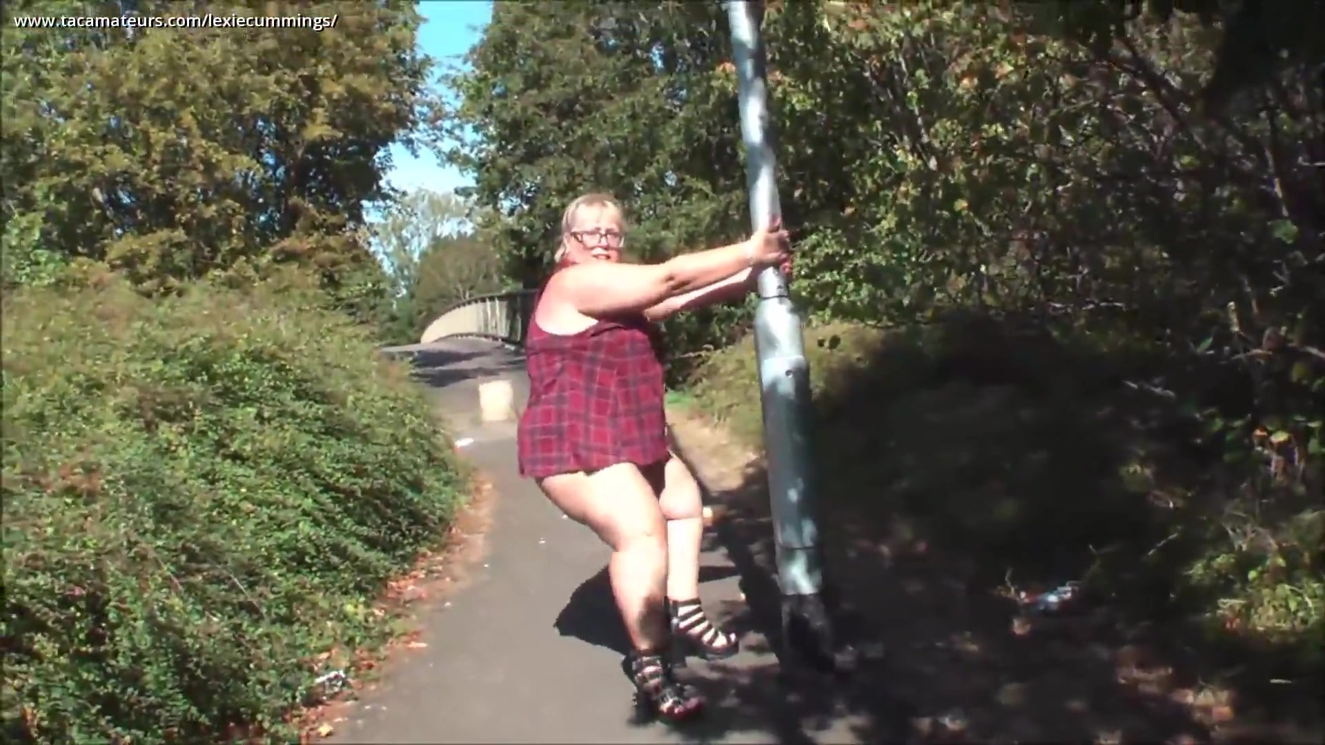 Buttplug Walk Strip - LexieCummings