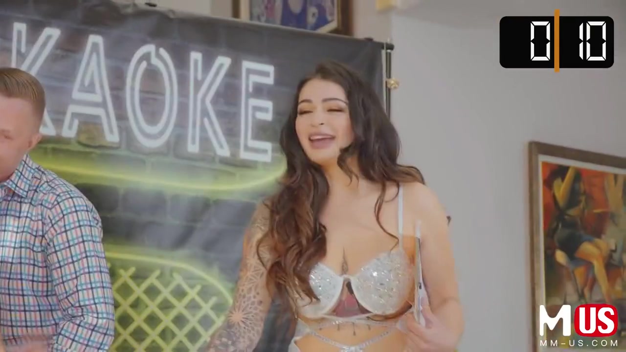 Carolina Cortez, Alex Mack And Alex Mack Carolina Cortez Gianna Dior - New - Jerk Pong