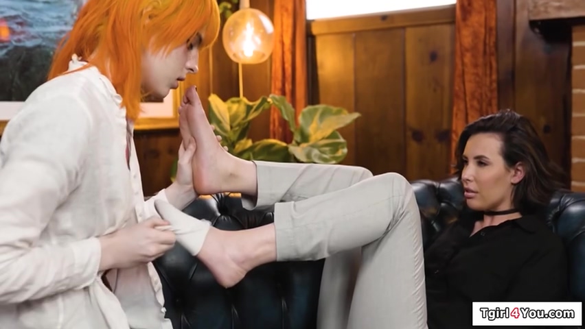 Trans Femboy Fucks Doctor And Sucks Her Feet With Holly Wood, Jean Hollywood And Ella Hollywood